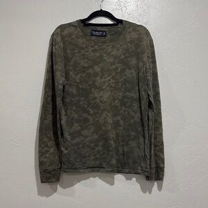 Abercrombie & Fitch Green Long Sleeve Tee Soft Crew Neck